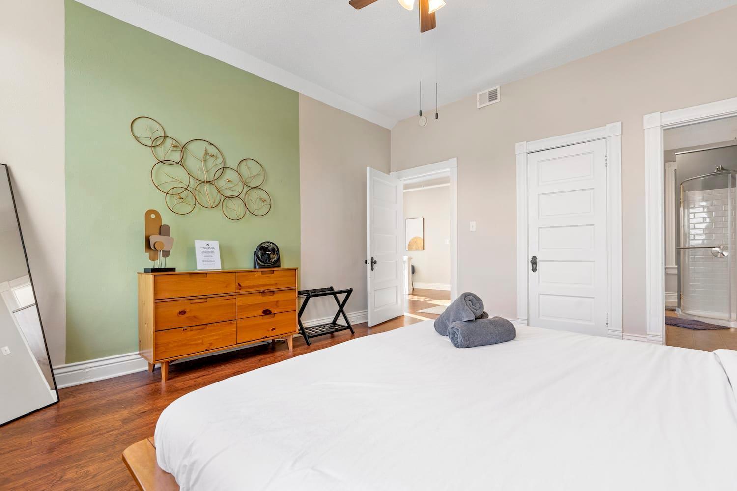 Apartment King Sleep8 4bed 2br 2 Ba Swepson Hideaway Louisville
