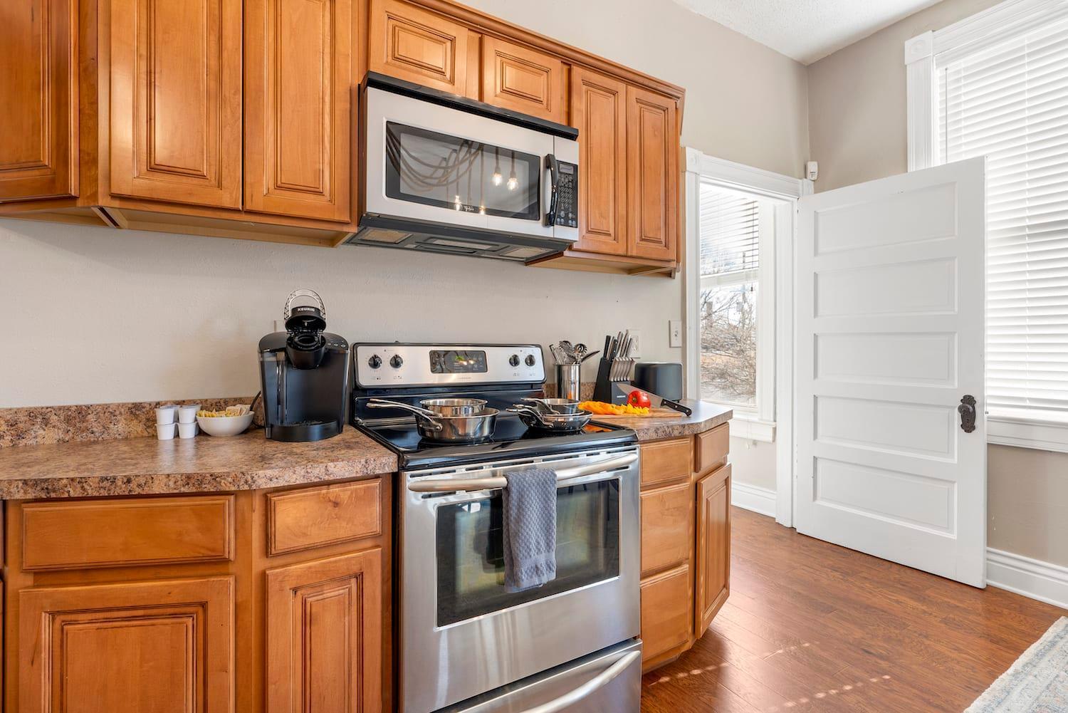 King Sleep8 4bed 2br 2 Ba Swepson Hideaway Apartment
