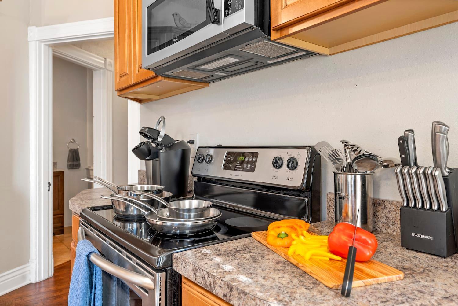 Apartment King Sleep8 4bed 2br 2 Ba Swepson Hideaway *